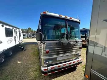 1994 MCI 199 - Class A RV on RVnGO.com