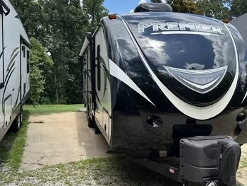 2017 Keystone Premier - Travel Trailer RV on RVnGO.com