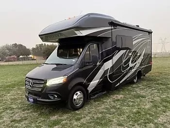 2022 Entegra Coach Qwest 24L - Class C RV on RVnGO.com
