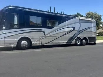 2005 Country Coach Country Coach Magna - Class A RV on RVnGO.com