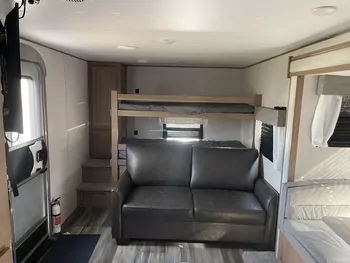 2022 Prime Time Avenger 28BHS - Travel Trailer RV on RVnGO.com