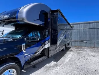 2022 Thor Motor Coach OMNI SV34 - Class C RV on RVnGO.com