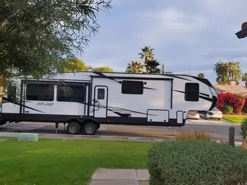 2020 Dutchmen 3552MBKB - Fifth Wheel RV on RVnGO.com