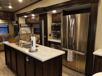 2016 Palomino 366 RL - Fifth Wheel RV on RVnGO.com