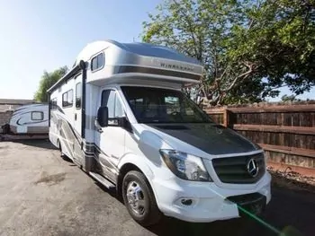 2017 Winnebago View 24J - Class C RV on RVnGO.com