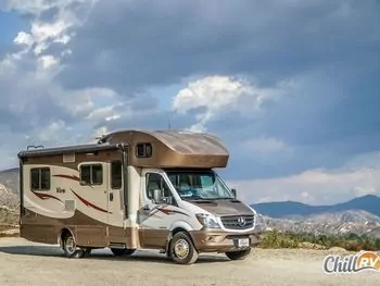 2016 Winnebago Model V (red) - Class C RV on RVnGO.com