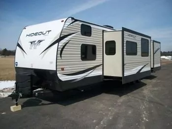 2019 Keystone Hideout 38BHDS - Fifth Wheel RV on RVnGO.com