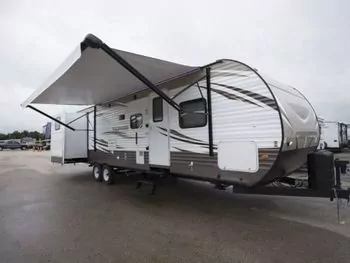 2018 Forest River Wildwood 31KQBTS 37' - Travel Trailer RV on RVnGO.com