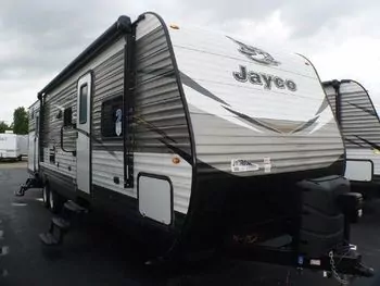 2018 Jayco Jayflight "Overbey" 36' - Travel Trailer RV on RVnGO.com