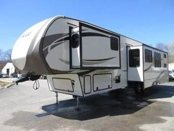2017 Forest River Wildcat #3 - Fifth Wheel RV on RVnGO.com