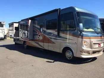 2008 Thor Thor Challenger  38 Class A RV - Class A RV on RVnGO.com
