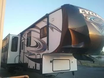 2015 Heartland Cyclone #3 - 42' - Fifth Wheel RV on RVnGO.com