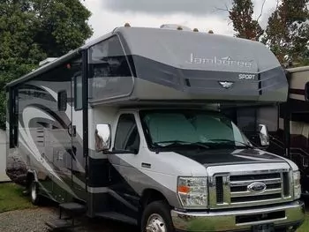2013 Fleetwood 30' Jamboree - Class C RV on RVnGO.com