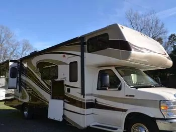 2013 Forest River 32' Sunseeker - Class C RV on RVnGO.com