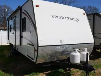 2015 Kz 30' Sportsmen - Travel Trailer RV on RVnGO.com