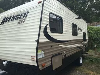 2015 Forest River 21' Avenger  ATI 17BH - Travel Trailer RV on RVnGO.com