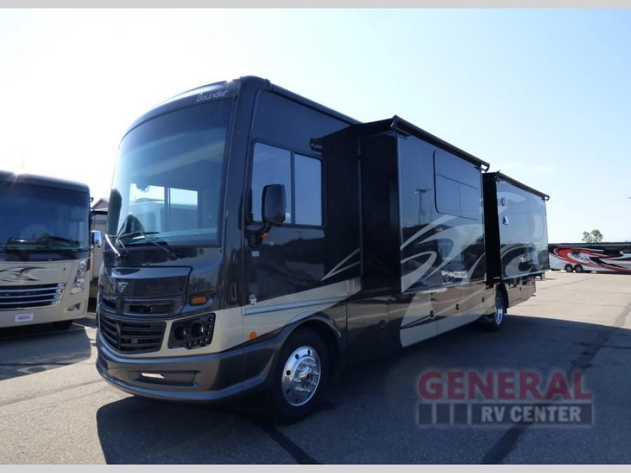 2019 Fleetwood RV Bounder 35P