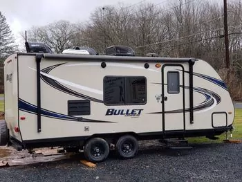 2018 Keystone Bullet  - Travel Trailer RV on RVnGO.com
