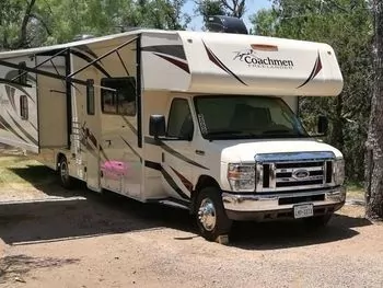 2019 Coachmen Freelander 32BHF - Class C RV on RVnGO.com