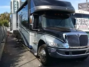 2008 Gulf Stream Super Nova - Class C RV on RVnGO.com
