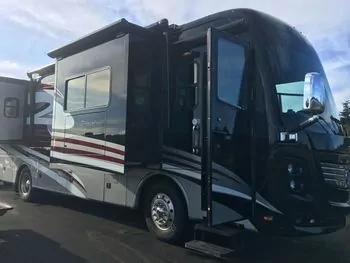 2013 Holiday  Rambler Ambassador - Class A RV on RVnGO.com