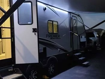2020 Keystone Premier - Travel Trailer RV on RVnGO.com