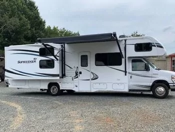 2020 Forest River Sunseeker Hatteras Bunkhouse - Class C RV on RVnGO.com