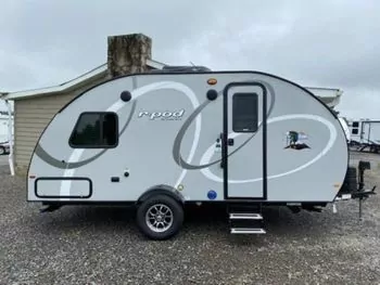 2020 Forest River R-Pod 176 - Travel Trailer RV on RVnGO.com