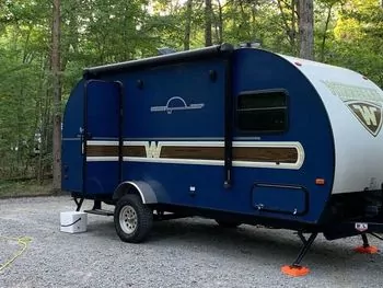 2018 Winnebago Industries, Inc. 1790 - Travel Trailer RV on RVnGO.com