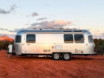 2007 Airstream Safari 25fb - Travel Trailer RV on RVnGO.com