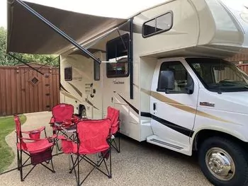 2019 Coachmen Leprechaun - Class C RV on RVnGO.com