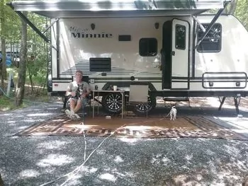 2019 Winnebago Micro Minnie 2106DS - Travel Trailer RV on RVnGO.com
